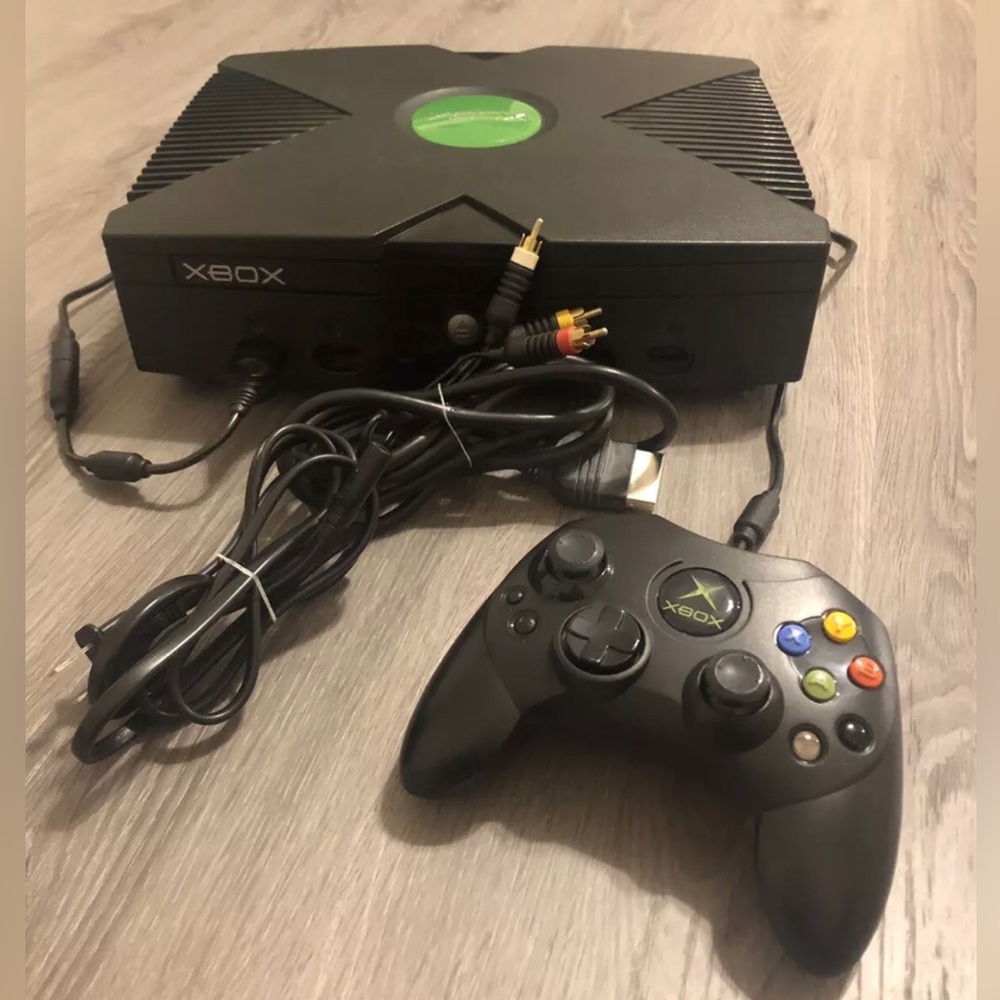 Microsoft Xbox Launch Edition 8GB Home Console - Black original
